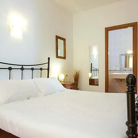 Playa Blanca Sleeps 6 Air Con Wifi Villa