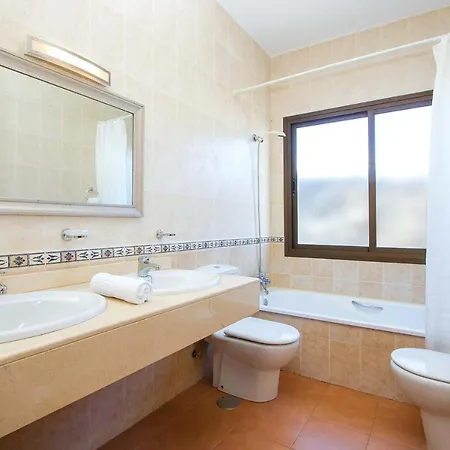 Playa Blanca Sleeps 6 Air Con Wifi Villa Playa Blanca (Lanzarote)